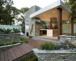 outdoor kitchen